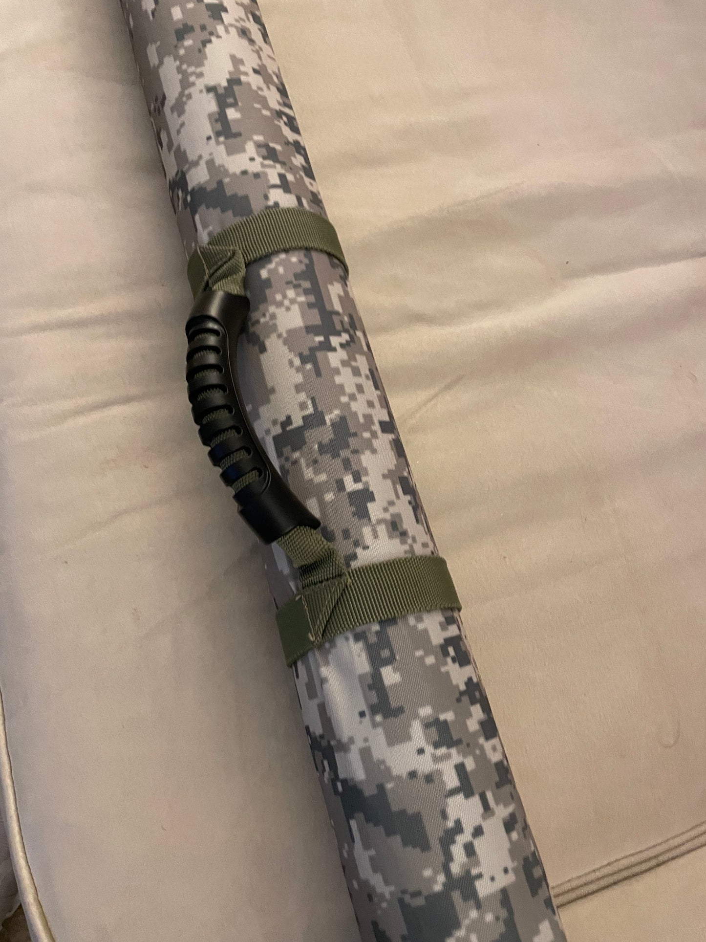 Defense Lacrosse Shaft Travel Case - CAMO